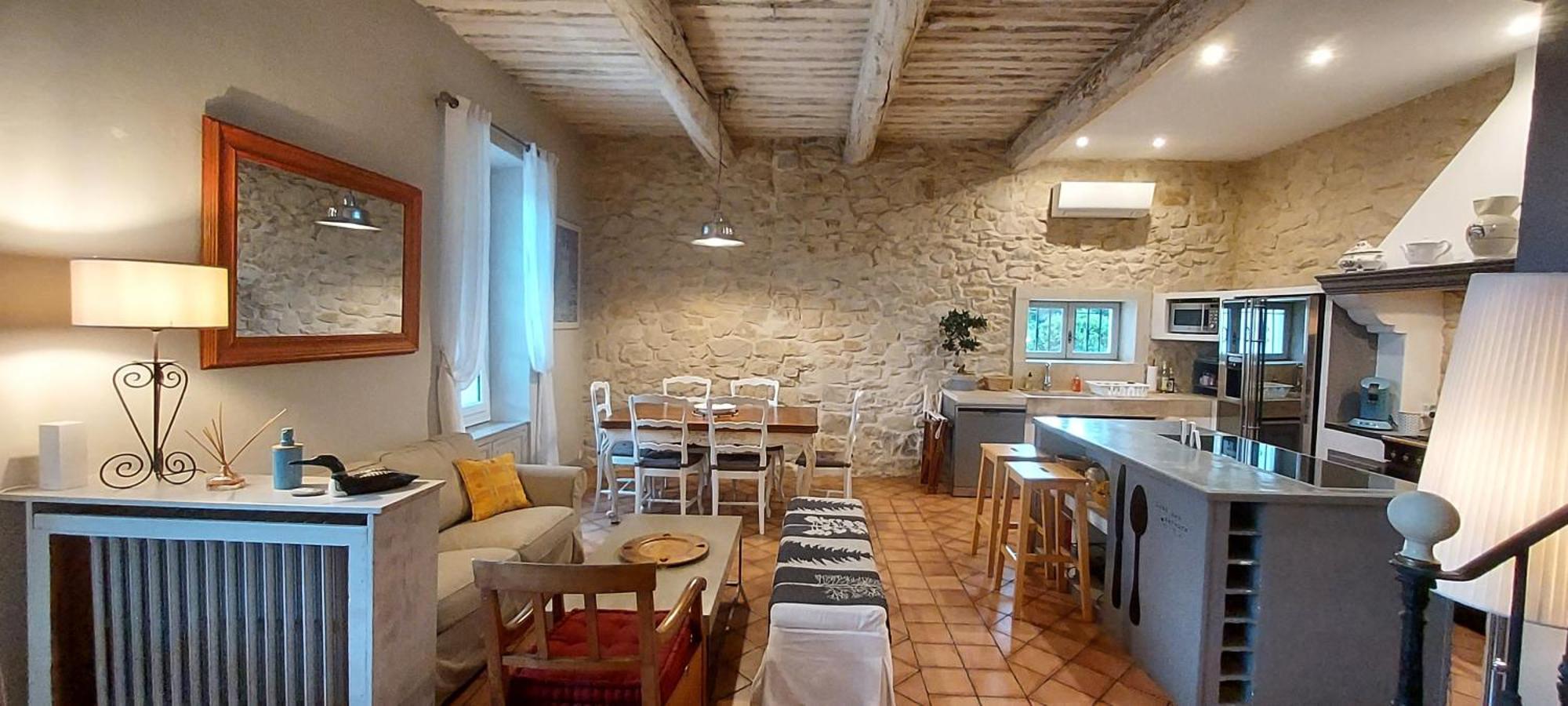 La Bastide Des Amouriers Caumont-sur-Durance Exterior photo